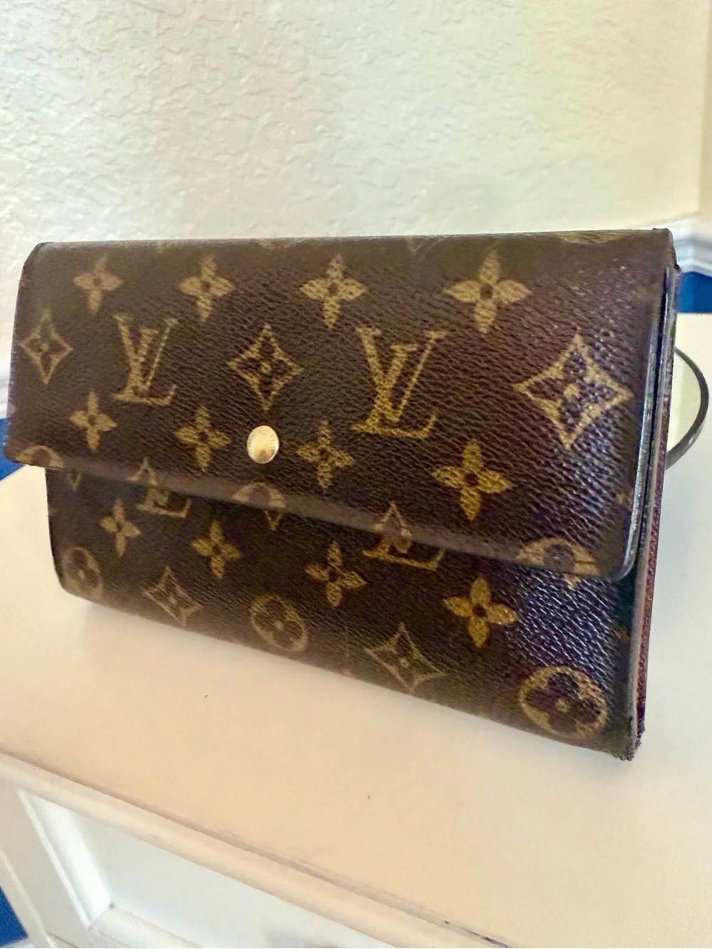Louis Vuitton Monogram Pochette Passport Trifold Wallet Pochette Pass-Port